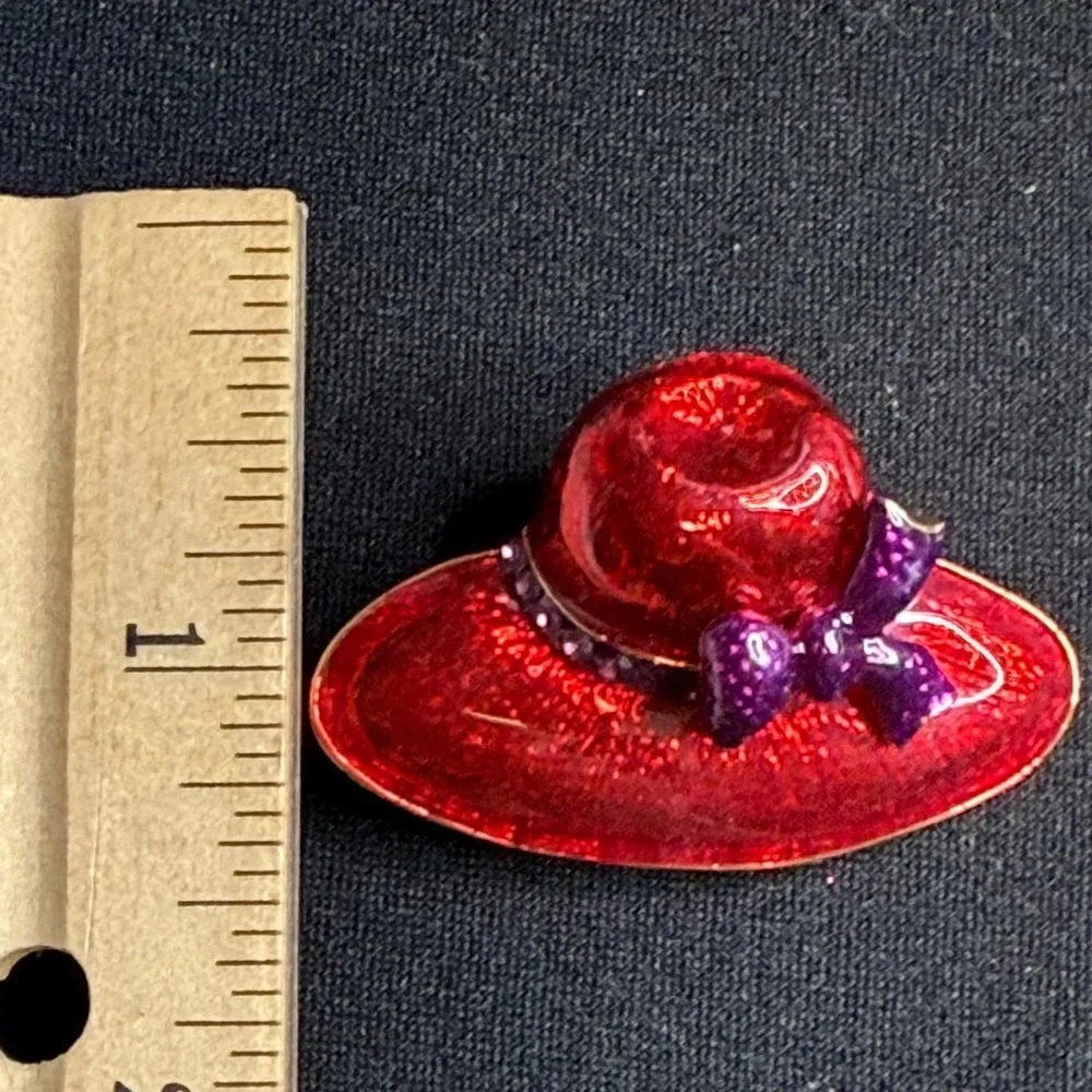 Vintage Red Hat Brooch Pin w/ Purple Bow | Enamel Statement Piece |‎ Retro Chic